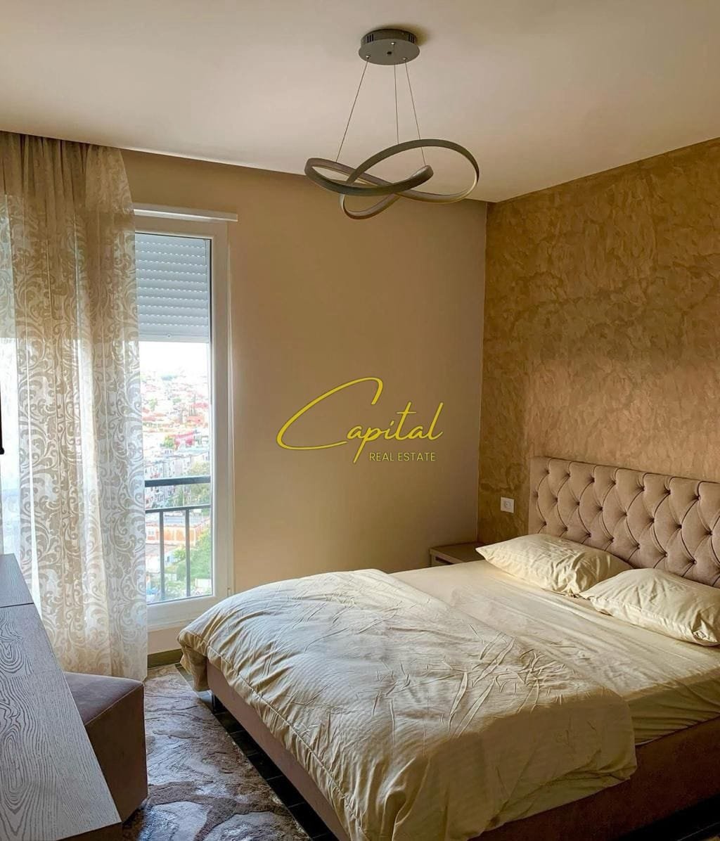 APARTAMENT ME QIRA 3+1 RRUGA E DIBRES 100.000 LEKE