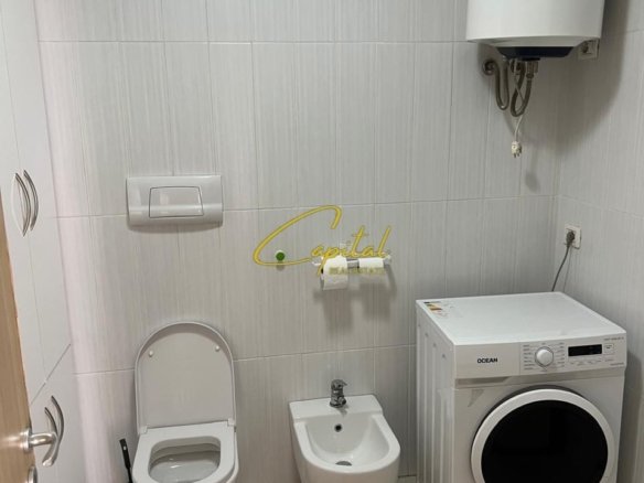 APARTAMENT ME QIRA 2+1 PAZARI I RI 700 EURO