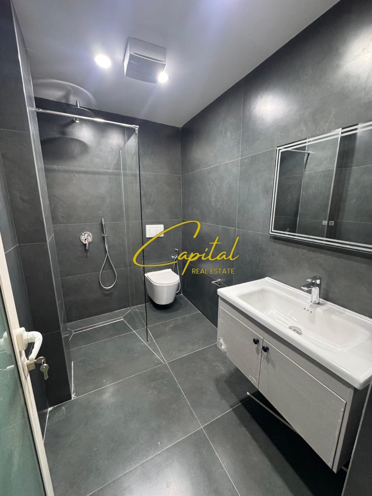 WhatsApp Image 2026-07-14 at 1.23.22 PM APARTAMENT ME QIRA 1+1 VASIL SHANTO 650 EURO