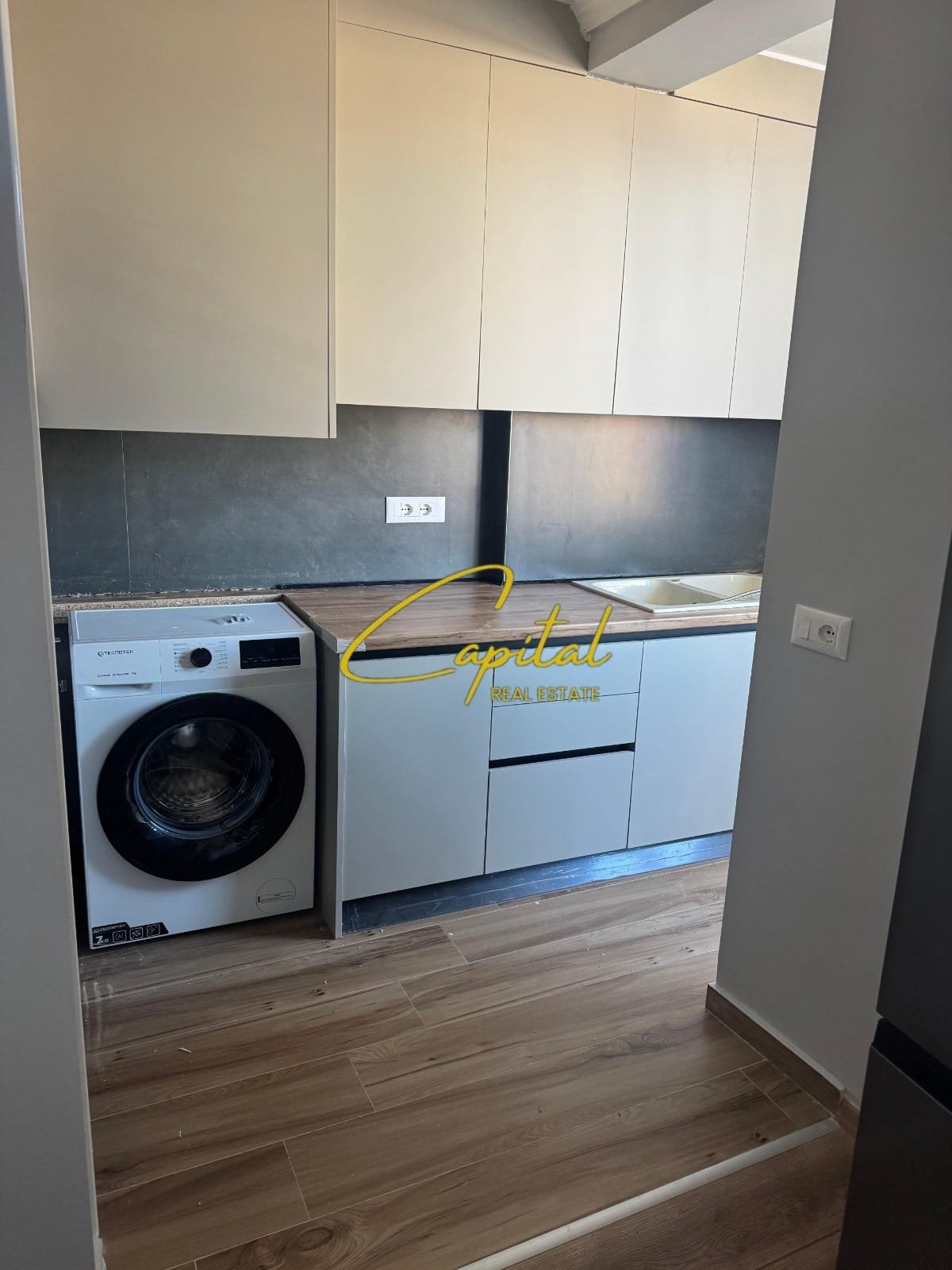 WhatsApp Image 2026-07-14 at 1.23.23 PM APARTAMENT ME QIRA 1+1 VASIL SHANTO 650 EURO