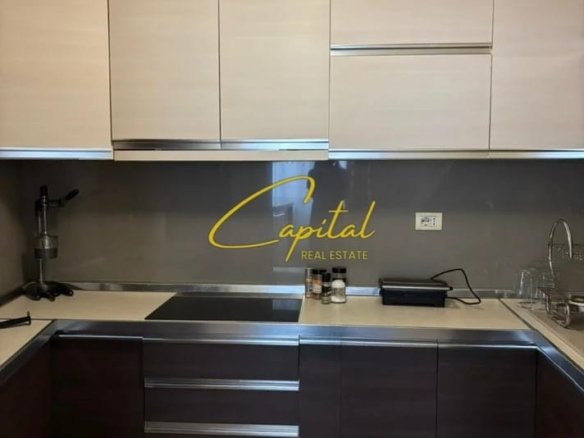 APARTAMENT ME QIRA 3+1 QENDER 1000 EURO