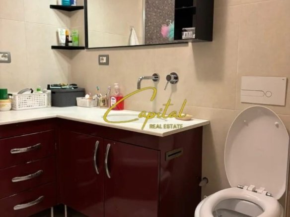 APARTAMENT ME QIRA 3+1 QENDER 1000 EURO