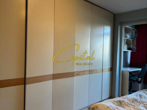 APARTAMENT ME QIRA 3+1 QENDER 1000 EURO