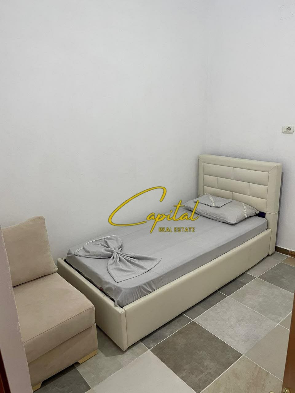 APARTAMENT ME QIRA 2+1 5 MAJI 40.000 LEKE