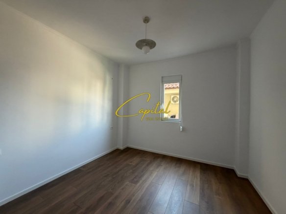 SHITET APARTAMENT 1+1 RRUGA DRITAN HOXHA 108.000 EURO