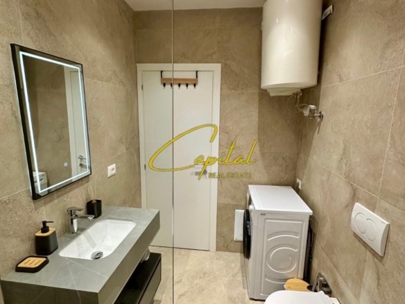 APARTAMENT ME QIRA 2+1 BULEVARDI BAJRAM CURRI 70.000 LEKE