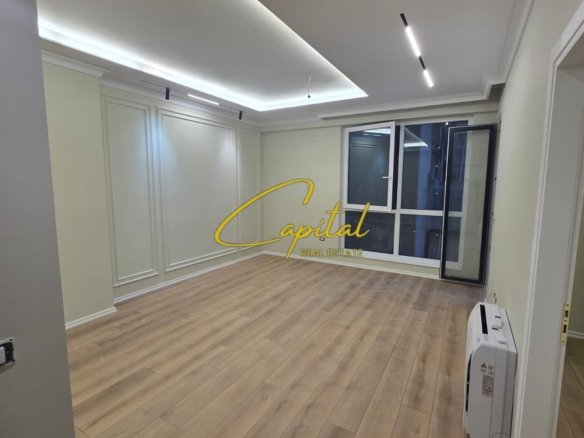 ZYRE ME QIRA 67 M2 KOMUNA E PARISIT 600 EURO