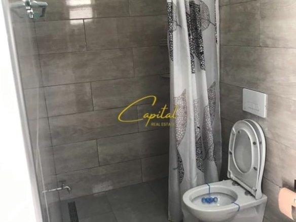 APARTAMENT ME QIRA 1+1 ISH TREGU ELEKTRIK 40.000 LEKE