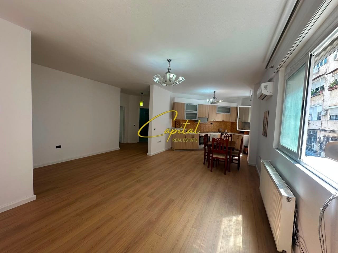 WhatsApp Image 2026-07-17 at 1.19.56 PM AMBIENT BIZNESI ME QIRA 126 M2 ISH BLLOKU 90.000 LEKE
