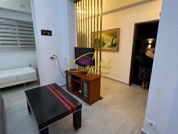 GARSONIERE ME QIRA 50 M2 ISH PARKU 40.000 LEKE