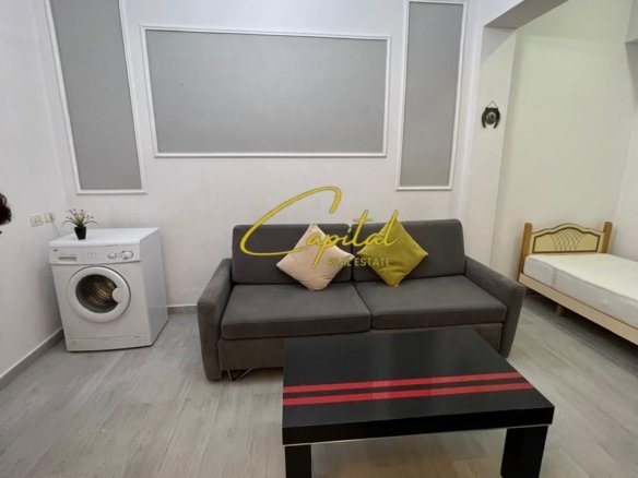 GARSONIERE ME QIRA 50 M2 ISH PARKU 40.000 LEKE