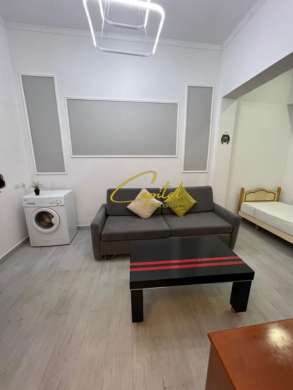 WhatsApp Image 2026-07-17 at 11.42.26 AM (2) GARSONIERE ME QIRA 50 M2 ISH PARKU 40.000 LEKE