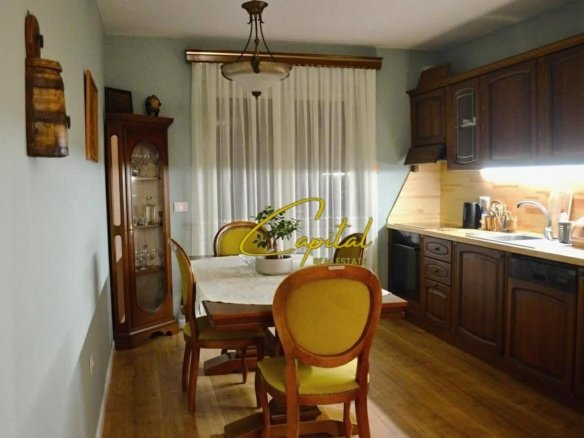 APARTAMENT ME QIRA 2+1 RRUGA E KAVAJES 800 EURO