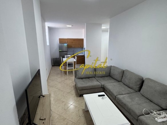 APARTAMENT ME QIRA 1+1 AMBASADA AMERIKANE 55.000 LEKE