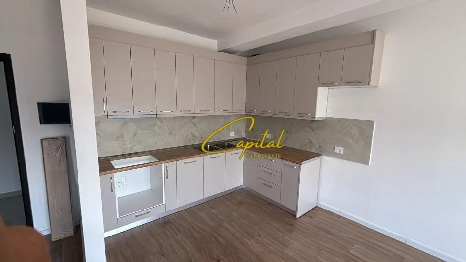 WhatsApp Image 2026-07-18 at 10.09.03 AM APARTAMENT ME QIRA 1+1 5 MAJI 40.000 LEKE