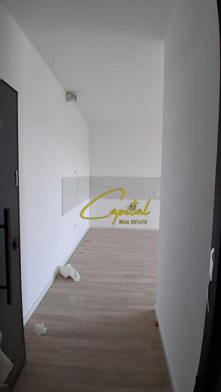 WhatsApp Image 2026-07-18 at 10.09.22 AM (1) APARTAMENT ME QIRA 2+1+2 5 MAJI 50.000 LEKE