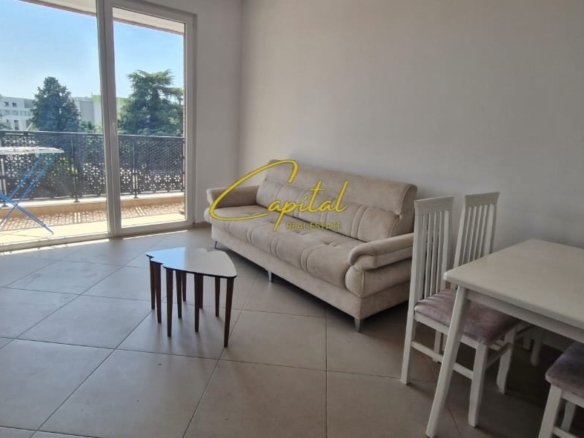 APARTAMENT ME QIRA 1+1 RRUGA E DIBRES 50.000 LEKE
