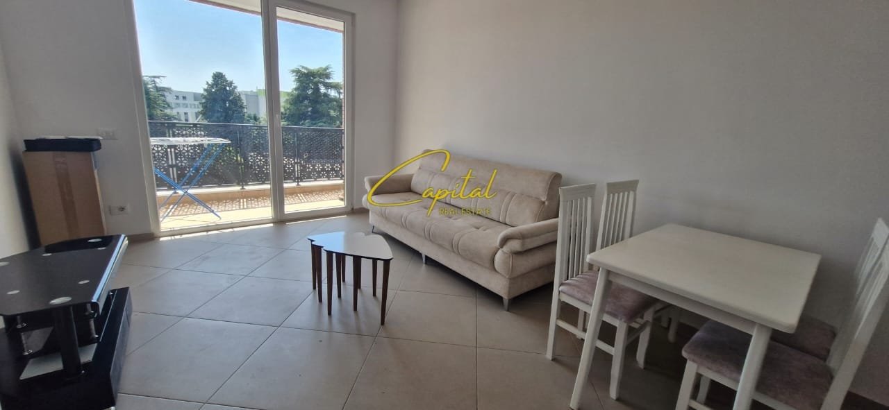 WhatsApp Image 2026-07-20 at 10.50.57 AM (1) APARTAMENT ME QIRA 1+1 RRUGA E DIBRES 50.000 LEKE