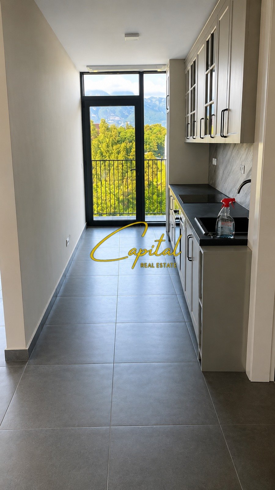 WhatsApp Image 2026-07-20 at 11.47.20 AM AMBIENT BIZNESI ME QIRA 130 M2 LAKE VIEW RESIDENCE 2000 EURO