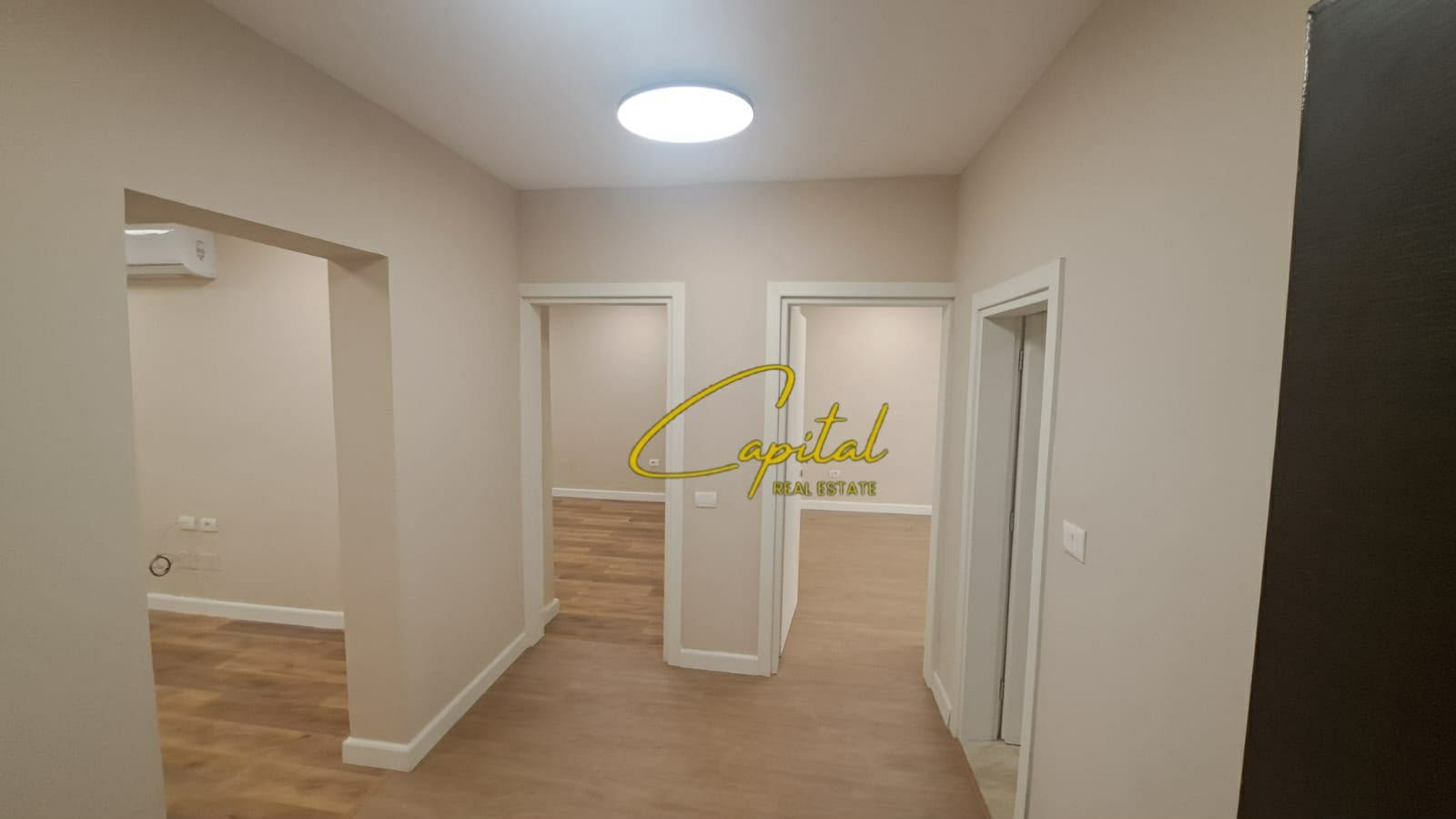 WhatsApp Image 2026-07-20 at 12.05.35 PM AMBIENT BIZNESI ME QIRA 110 M2 ISH BLLOKU 120.000 LEKE