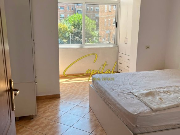 APARTAMENT ME QIRA 1+1 XHAMLLIKU 40.000 LEKE