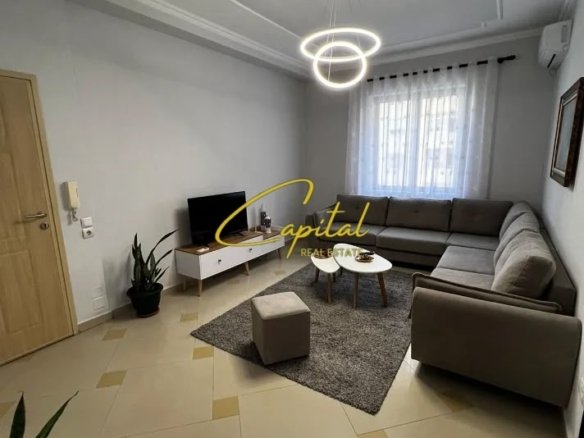 APATAMENT ME QIRA 1+1 SHKOLLA E BALETIT 700 EURO