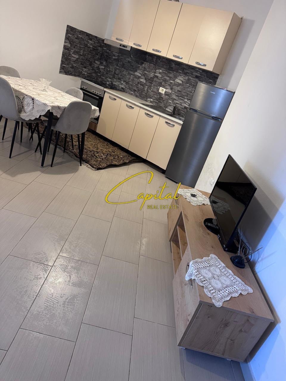 APARTAMENT ME QIRA 1+1 ASTIR 40.000 LEKE