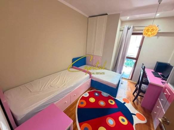 APARTAMENT ME QIRA 2+1+2 ISH STACIONI TRENIT 85.000 LEKE