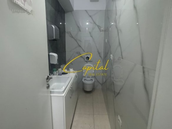 AMBIENT BIZNESI ME QIRA 85 M2 RRUGA E KAVAJES 80.000 LEKE
