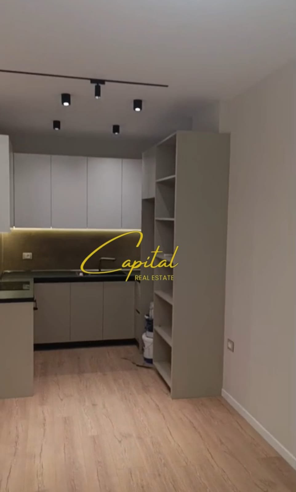 APARTAMENT ME QIRA 1+1 RRUGA E KAVAJES 80.000 LEKE