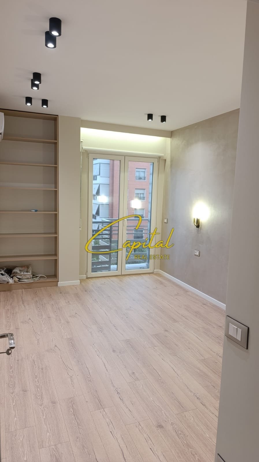 APARTAMENT ME QIRA 1+1 RRUGA E KAVAJES 80.000 LEKE