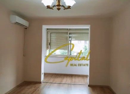 APARTAMENT ME QIRA 1+1 21 DHJETORI 600 EURO