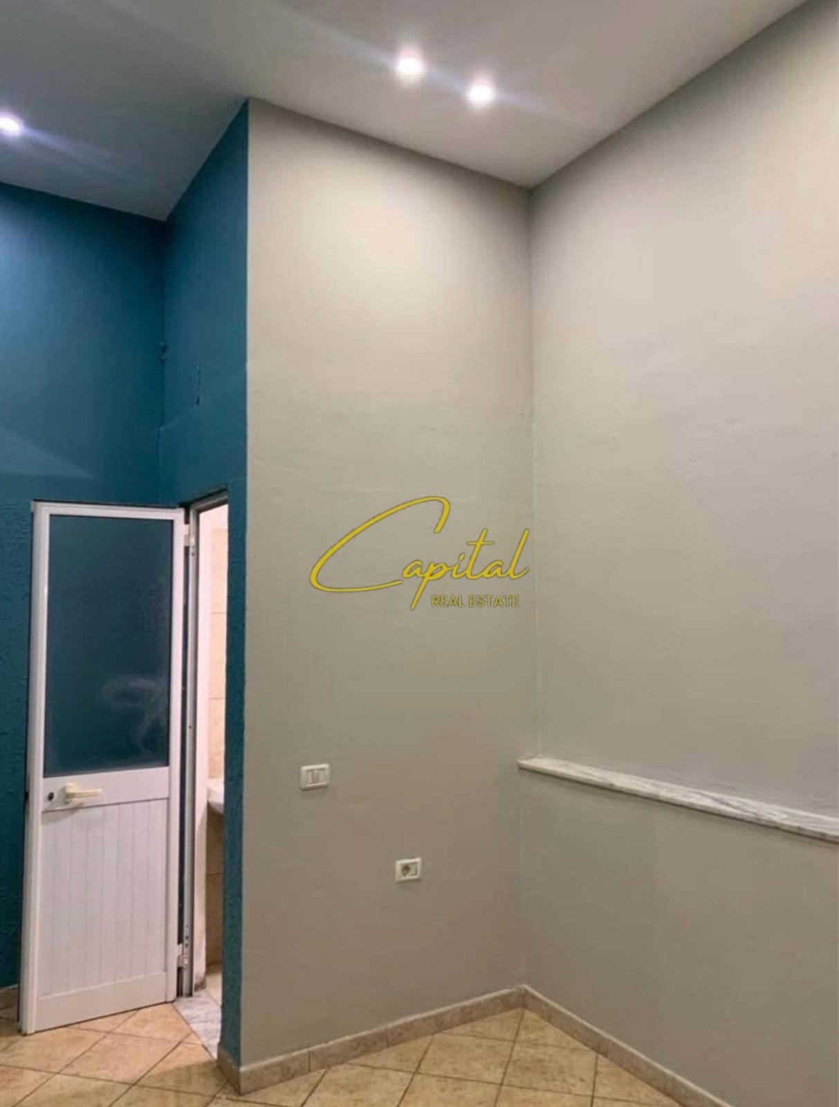DYQAN ME QIRA 20 M2 ISH TREGU ELEKTRIK 35.000 LEKE