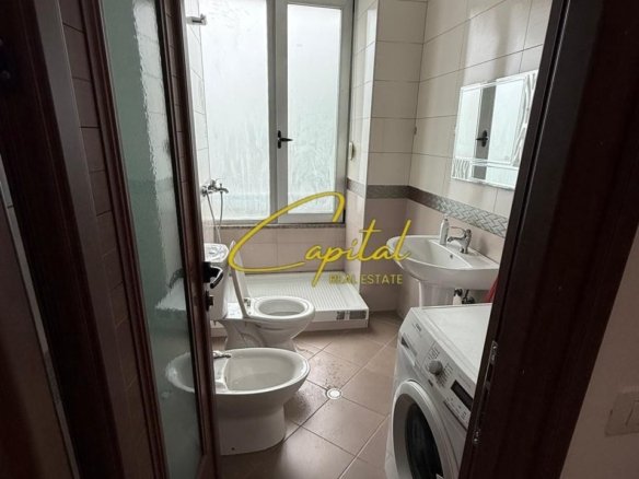 APARTAMENT ME QIRA 1+1 XHAMMLLIKU 60.000 LEKE