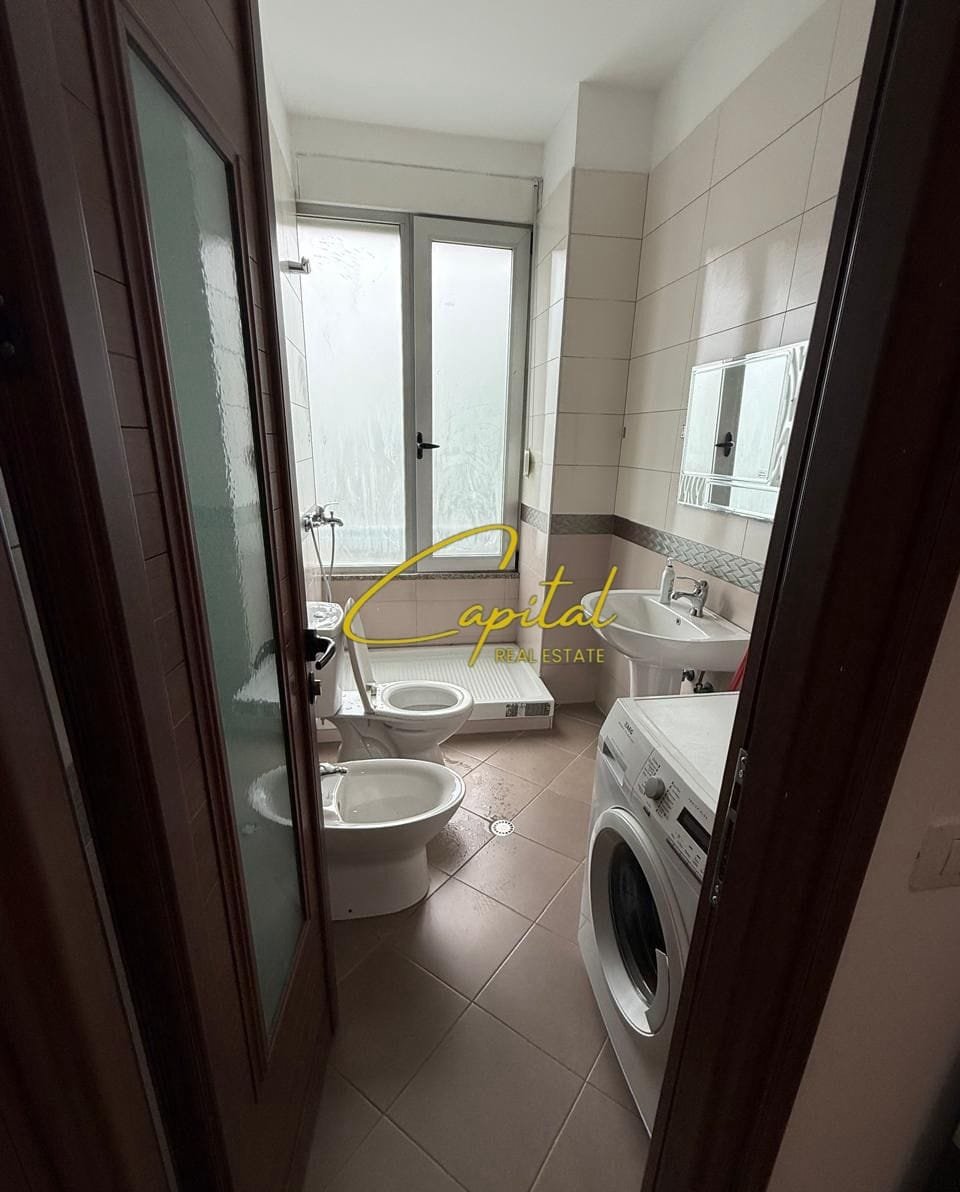 APARTAMENT ME QIRA 1+1 XHAMMLLIKU 60.000 LEKE