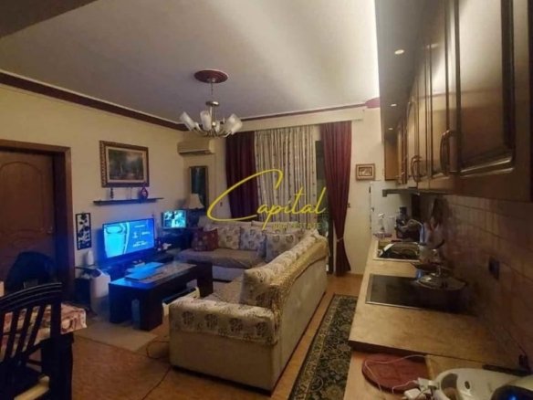 APARTAMENT ME QIRA 2+1 KOMBINAT 40.000 LEKE