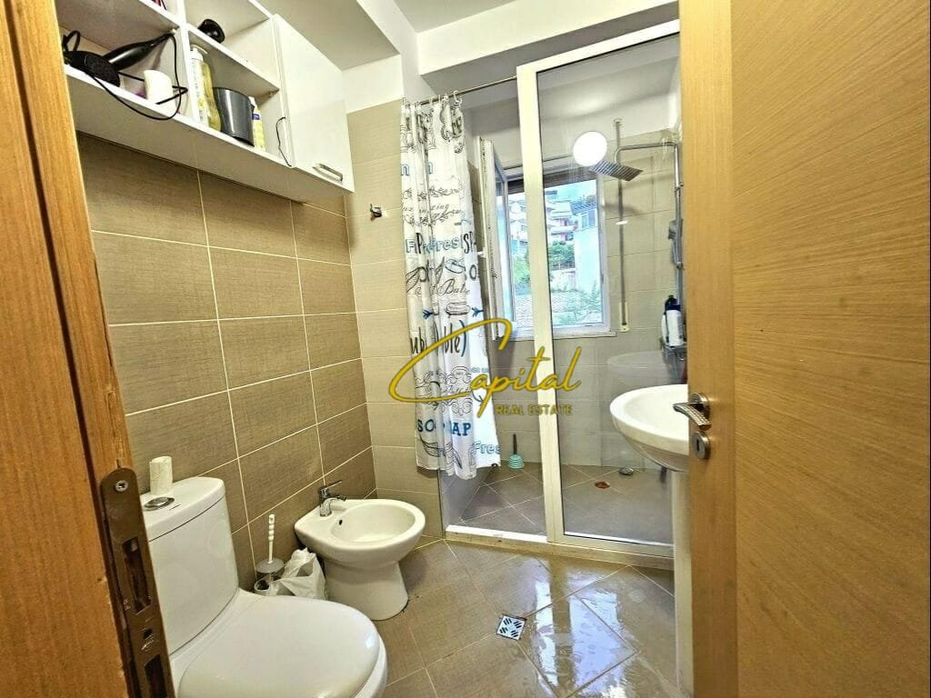 APARTAMENT ME QIRA 2+1 KOPSHTI BOTANIK 700 EURO