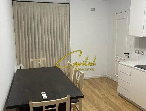 PENTHOUSE ME QIRA 100 M2 ISH BLLOKU 1.400 EURO