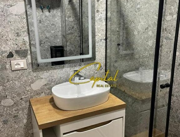 PENTHOUSE ME QIRA 100 M2 ISH BLLOKU 1.400 EURO