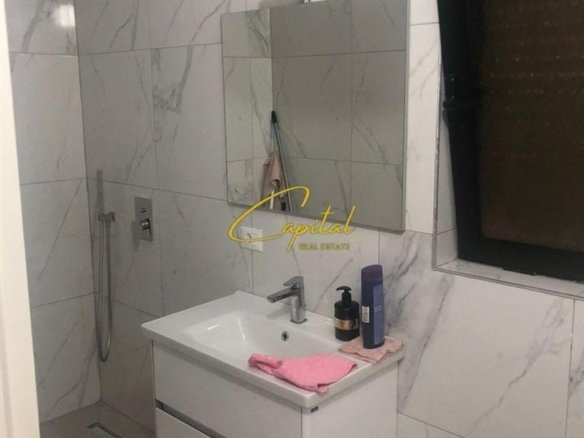 SHITET APARTAMENT 3+1+2 RRUGA E DIBRES 274.760 EURO