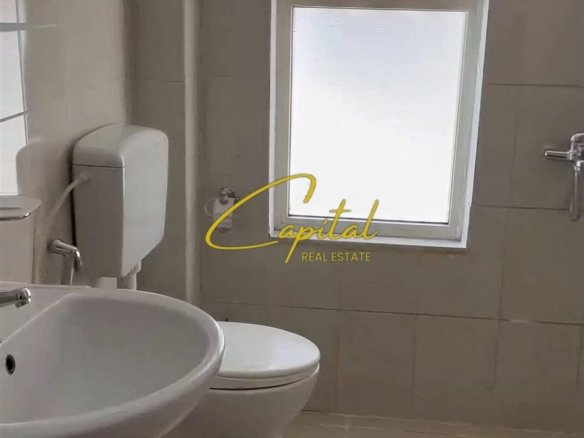 SHITET APARTAMENT 1+1 SHKOLLA E BASHKUAR 11.500.000 LEKE
