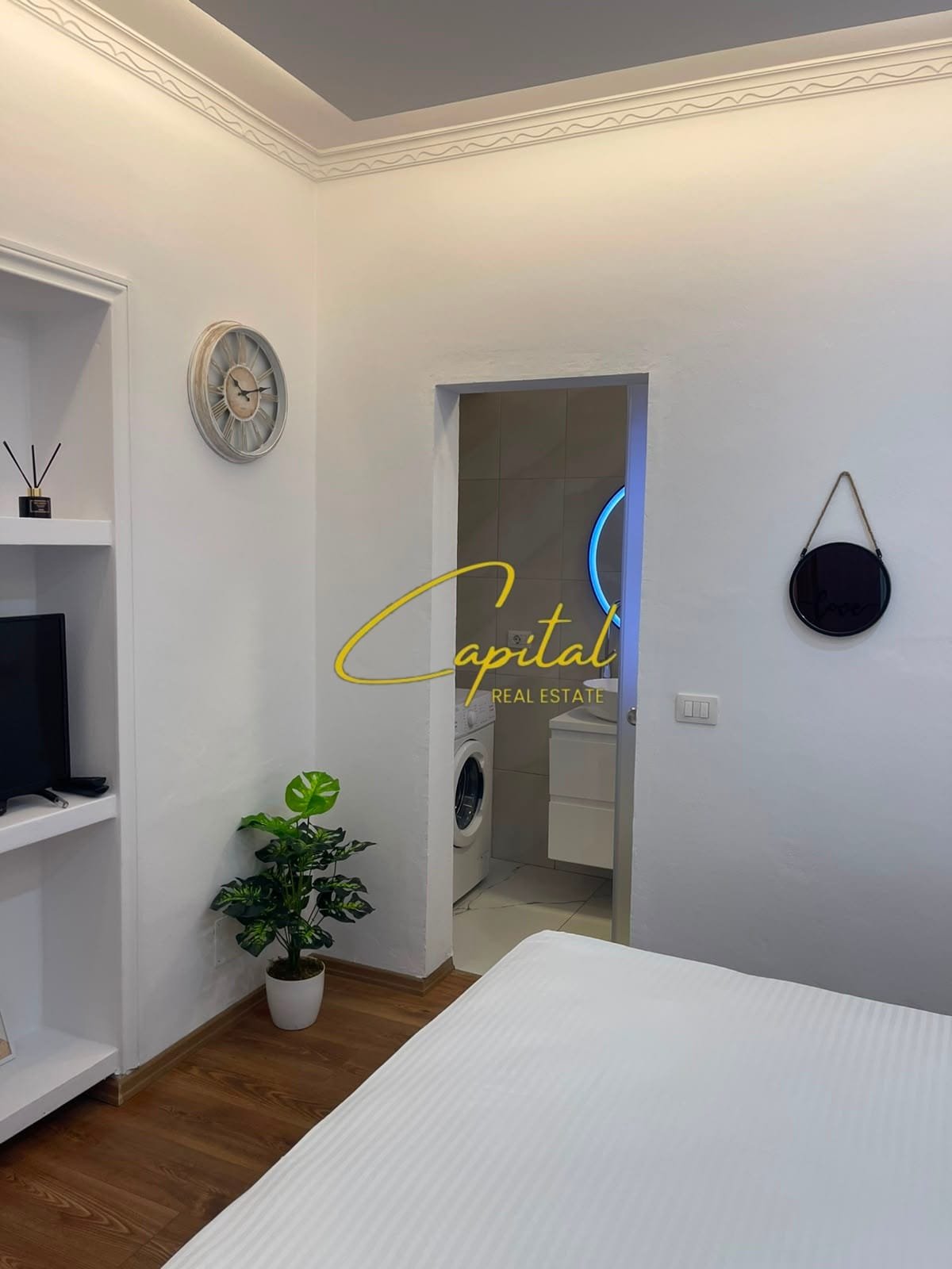 WhatsApp Image 2026-07-30 at 1.07.16 PM (5) GARSONIERE ME QIRA 37 M2 SELVIA 40.000 LEKE
