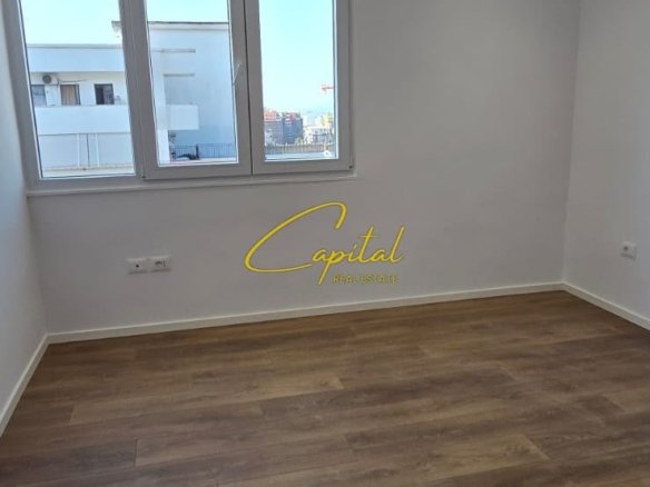 SHITET APARTAMENT 1+1 21 DHJETORI 165.000 EURO