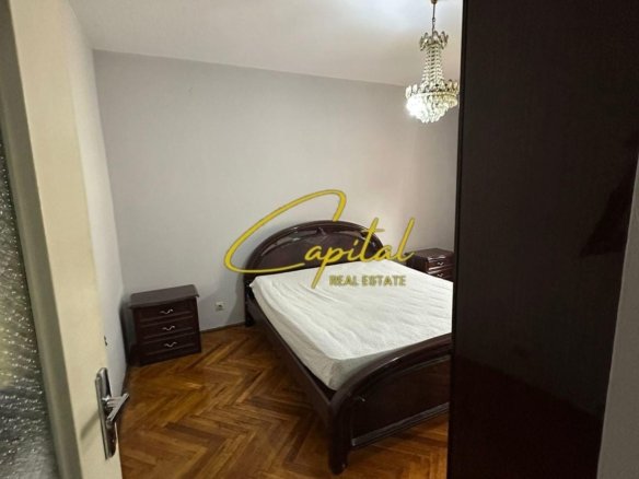 APARTAMENT ME QIRA 2+1 QENDER 50.000 LEKE