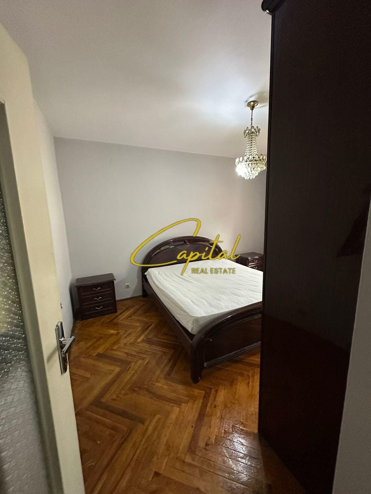 APARTAMENT ME QIRA 2+1 QENDER 50.000 LEKE