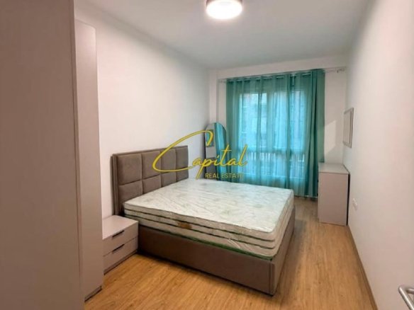 APARTAMENT ME QIRA 1+1 5 MAJI 55.000 LEKE
