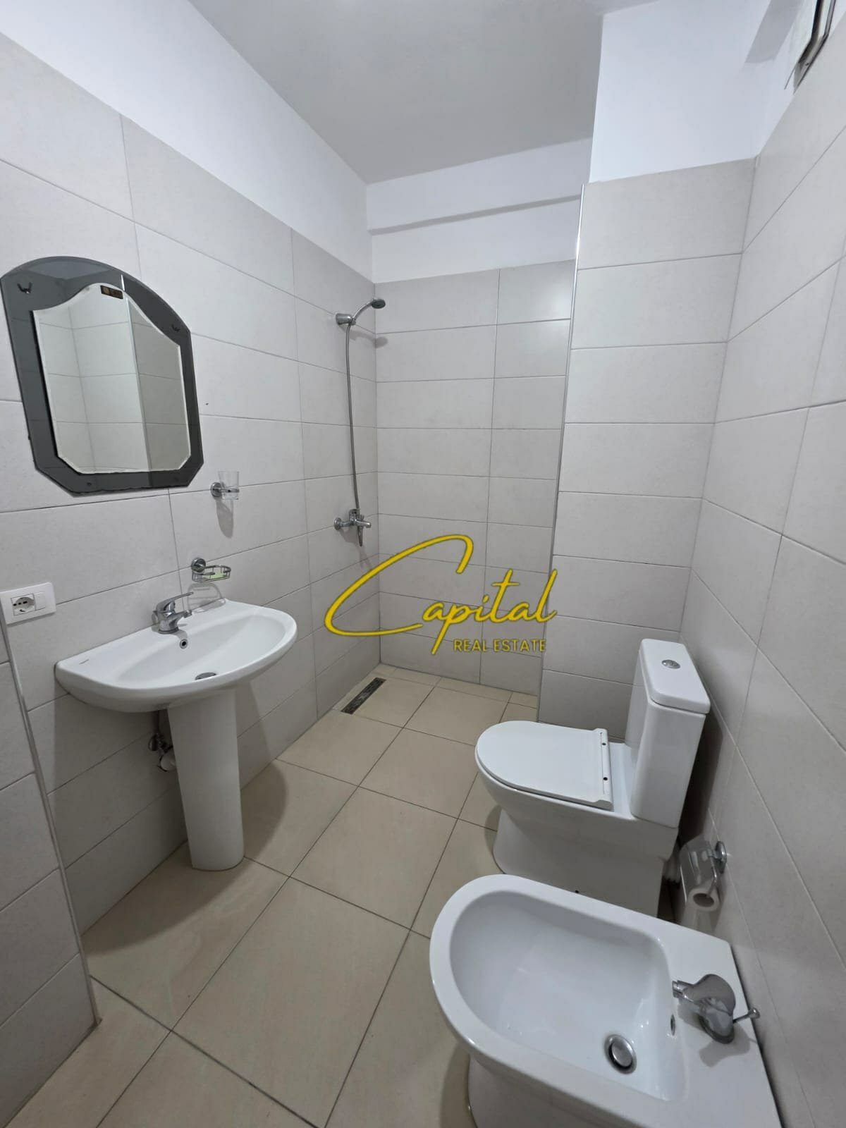 APARTAMENT ME QIRA 2+1 ASTIR 45.000 LEKE