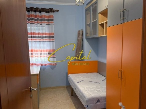 APARTAMENT ME QIRA 2+1 MATERNITETI I RI 50.000 LEKE