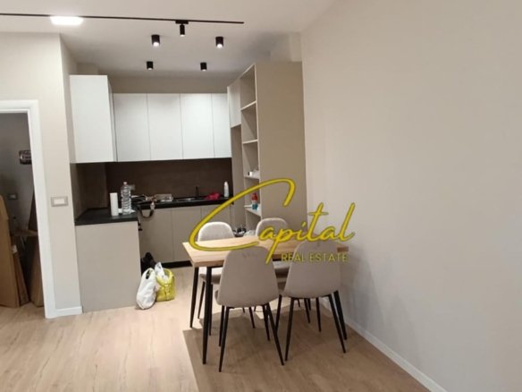 APARTAMENT ME QIRA 1+1 RRUGA E KAVAJES 750 EURO