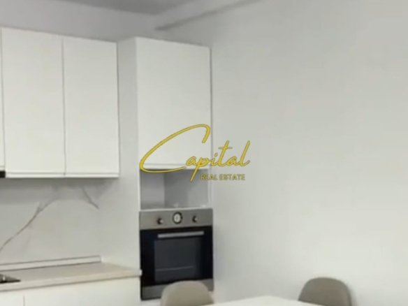 APARTAMENT ME QIRA 3+1+2 5 MAJI 50.000 LEKE